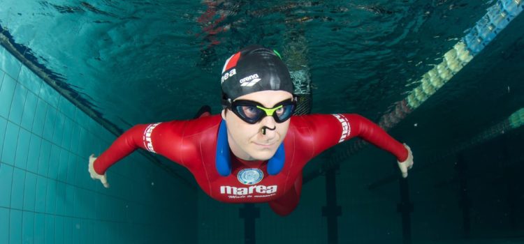 Ilenia Colanero concede il bis: 2 primati del mondo per l’atleta dell’Apnea Team Abruzzo Ilenia Colanero concede il bis: 2 primati del mondo per l’atleta dell’Apnea Team Abruzzo